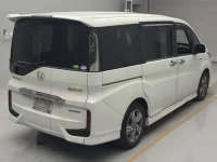 Honda STEP WAGON лот № 6210 оценка 3.5  с аукциона в Японии 1