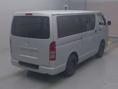 Toyota REGIUS ACE VAN  с аукциона в Японии