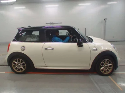 BMW MINI  с аукциона в Японии