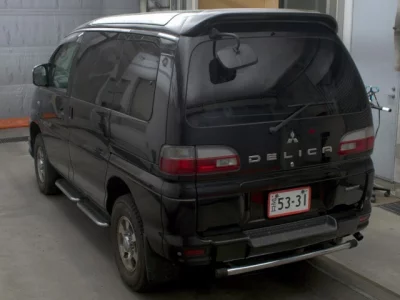 Mitsubishi DELICA
