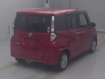 Toyota TANK  с аукциона в Японии