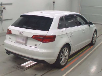 Audi A3  с аукциона в Японии