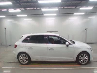 Audi A3  с аукциона в Японии