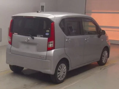 Daihatsu MOVE  с аукциона в Японии