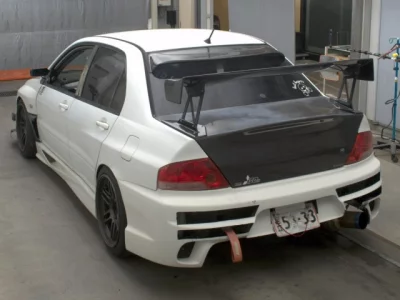 Mitsubishi LANCER