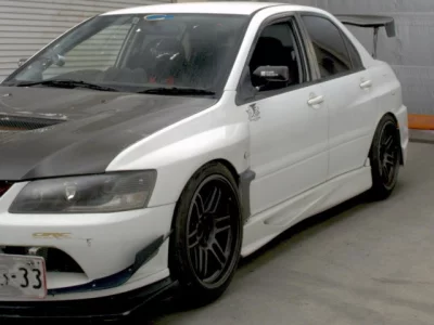 Mitsubishi LANCER