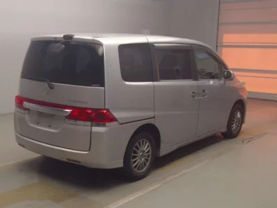 Honda STEP WAGON  с аукциона в Японии