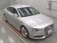 Audi S5 лот № 38096 оценка 4  с аукциона в Японии 4