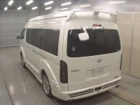 Toyota HIACE лот № 30291 оценка 2  с аукциона в Японии 5