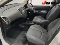 Nissan WINGROAD лот № 1027 оценка 4  с аукциона в Японии 5