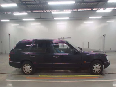 Mercedes-Benz E CLASS WAGON