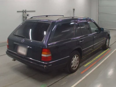 Mercedes-Benz E CLASS WAGON