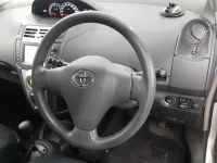 Toyota VITZ лот № 30297 оценка 3.5  с аукциона в Японии 6