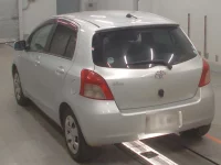 Toyota VITZ лот № 30297 оценка 3.5  с аукциона в Японии 5