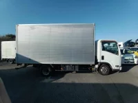 Isuzu ELF лот № 30300 оценка 3.5  с аукциона в Японии 2