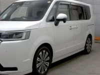 Honda STEP WAGON лот № 2053 оценка 4  с аукциона в Японии 3