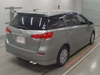 Toyota WISH лот № 30305 оценка R  с аукциона в Японии 1
