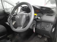 Toyota WISH лот № 30305 оценка R  с аукциона в Японии 6