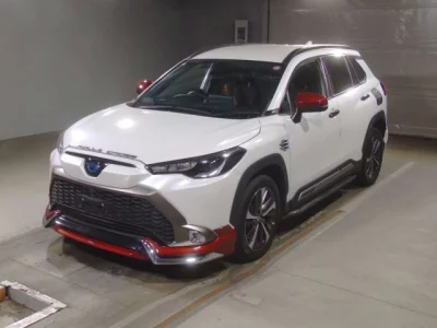 Toyota COROLLA CROSS  с аукциона в Японии