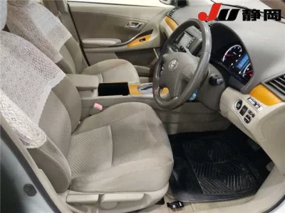 Toyota PREMIO  с аукциона в Японии