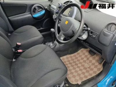 Toyota WILL  с аукциона в Японии