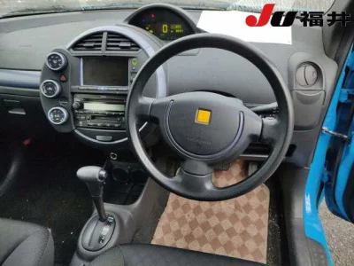 Toyota WILL  с аукциона в Японии