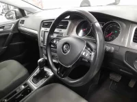 Volkswagen GOLF лот № 38121 оценка 4  с аукциона в Японии 6