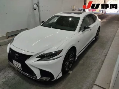 Lexus LS  с аукциона в Японии
