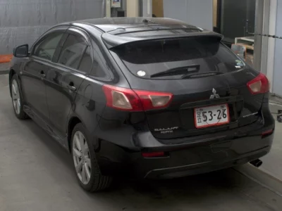 Mitsubishi GALANT FORTIS