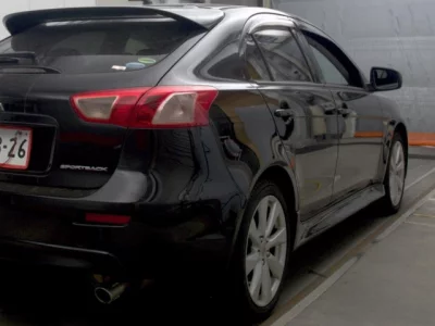 Mitsubishi GALANT FORTIS