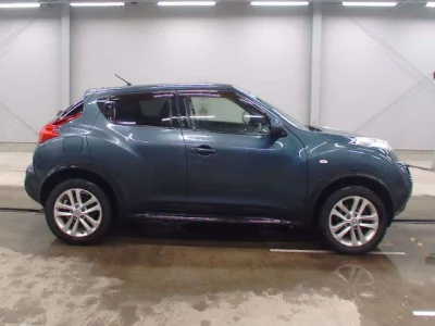 Nissan JUKE  с аукциона в Японии