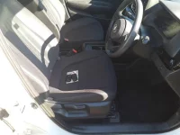 Toyota AQUA лот № 4020 оценка RA  с аукциона в Японии 7