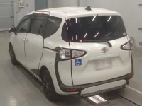 Toyota SIENTA лот № 30327 оценка R  с аукциона в Японии 5