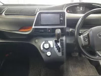 Toyota SIENTA лот № 30327 оценка R  с аукциона в Японии 8