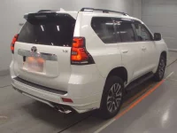 Toyota LAND CRUISER PRADO лот № 30330 оценка 5  с аукциона в Японии 1