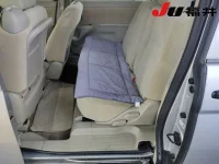 Toyota ISIS лот № 4019 оценка 3.5  с аукциона в Японии 5