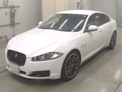 Jaguar XF SERIES