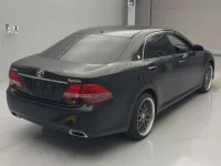 Toyota CROWN лот № 9007 оценка R  с аукциона в Японии 1