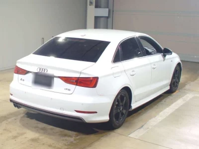 Audi A3  с аукциона в Японии