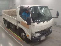 Toyota DYNA лот № 30333 оценка 3.5  с аукциона в Японии 4