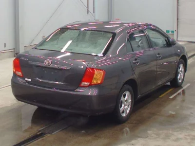 Toyota COROLLA AXIO  с аукциона в Японии