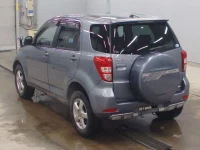 Toyota RUSH лот № 3195 оценка 2  с аукциона в Японии 5