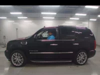 GM CADILLAC ESCALADE лот № 38156 оценка 3.5  с аукциона в Японии 3