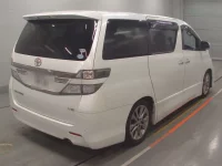 Toyota VELLFIRE лот № 30347 оценка R  с аукциона в Японии 1