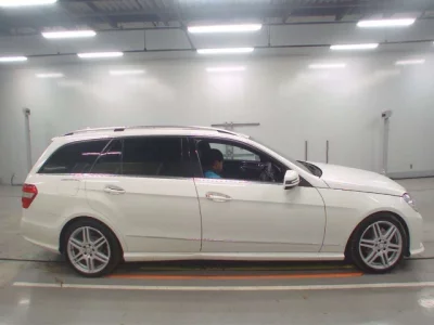 Mercedes-Benz E CLASS WAGON