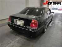 Toyota CROWN лот № 4044 оценка R  с аукциона в Японии 4