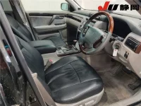 Toyota CROWN лот № 4044 оценка R  с аукциона в Японии 2