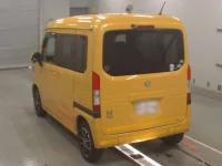 Honda N VAN лот № 351 оценка R  с аукциона в Японии 5