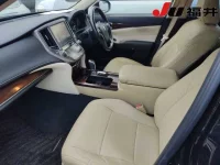 Toyota CROWN лот № 4044 оценка 4  с аукциона в Японии 4