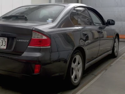 Subaru LEGACY B4